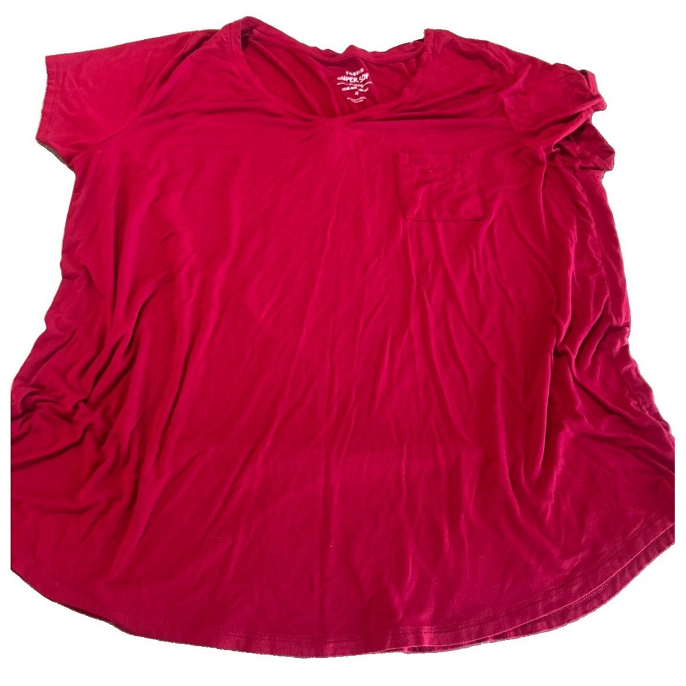 Torrid Super Soft Knits Womens Size 4 Red V-Neck Pocket Tee Plus 4X 26 Rayon